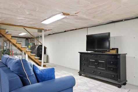 68 Long Hill Road Dennis MA 02638