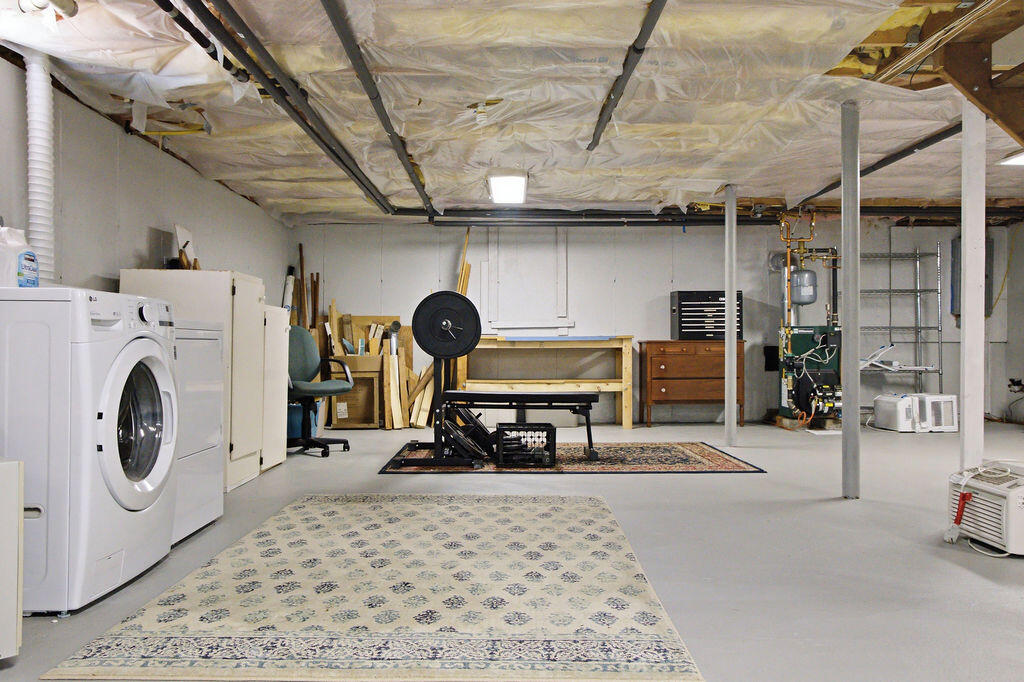68 Long Hill Road Dennis MA 02638
