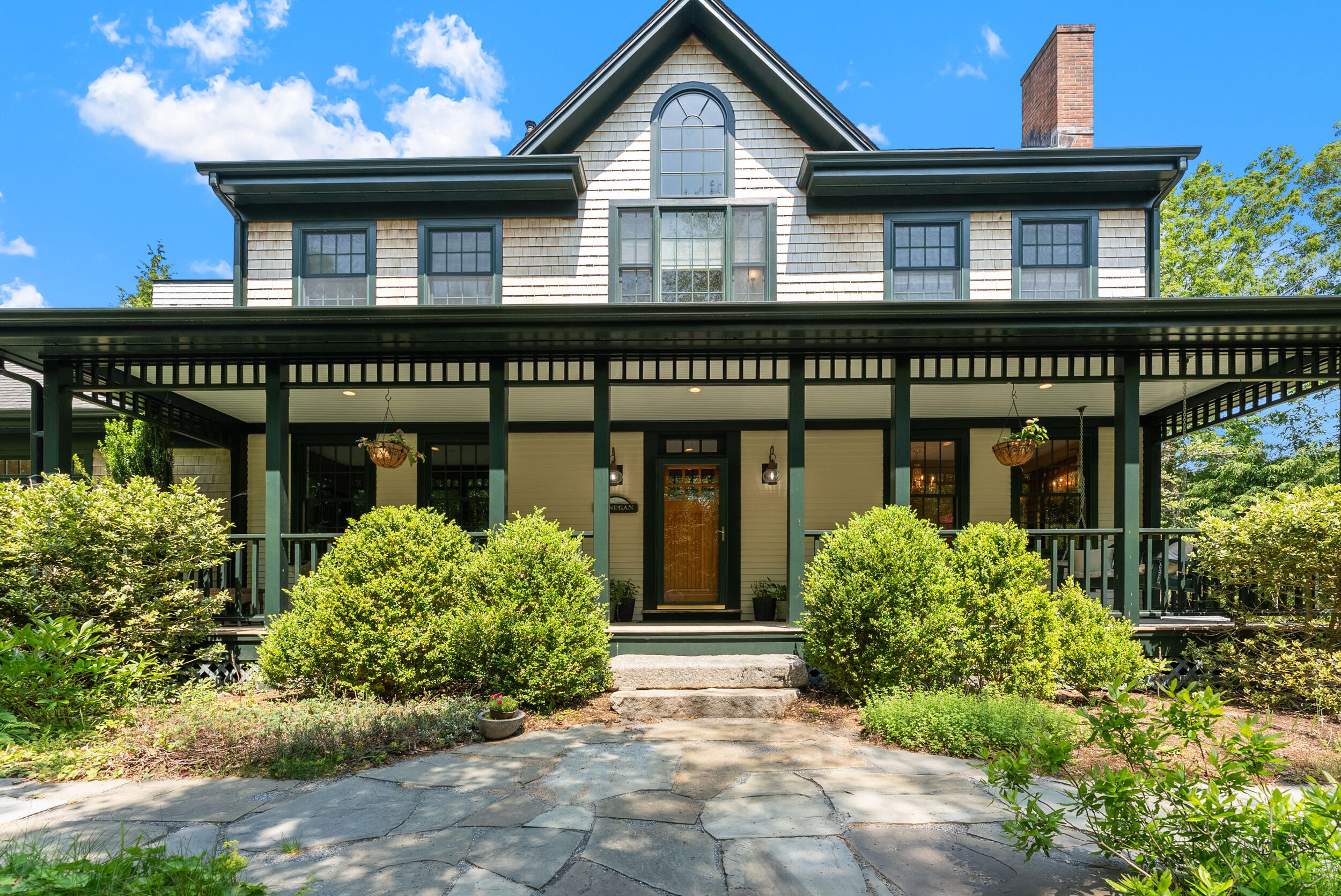 23 Crowell Lane Tisbury MA 02568