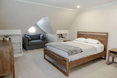 85 Hollingsworth Road Barnstable MA 02655