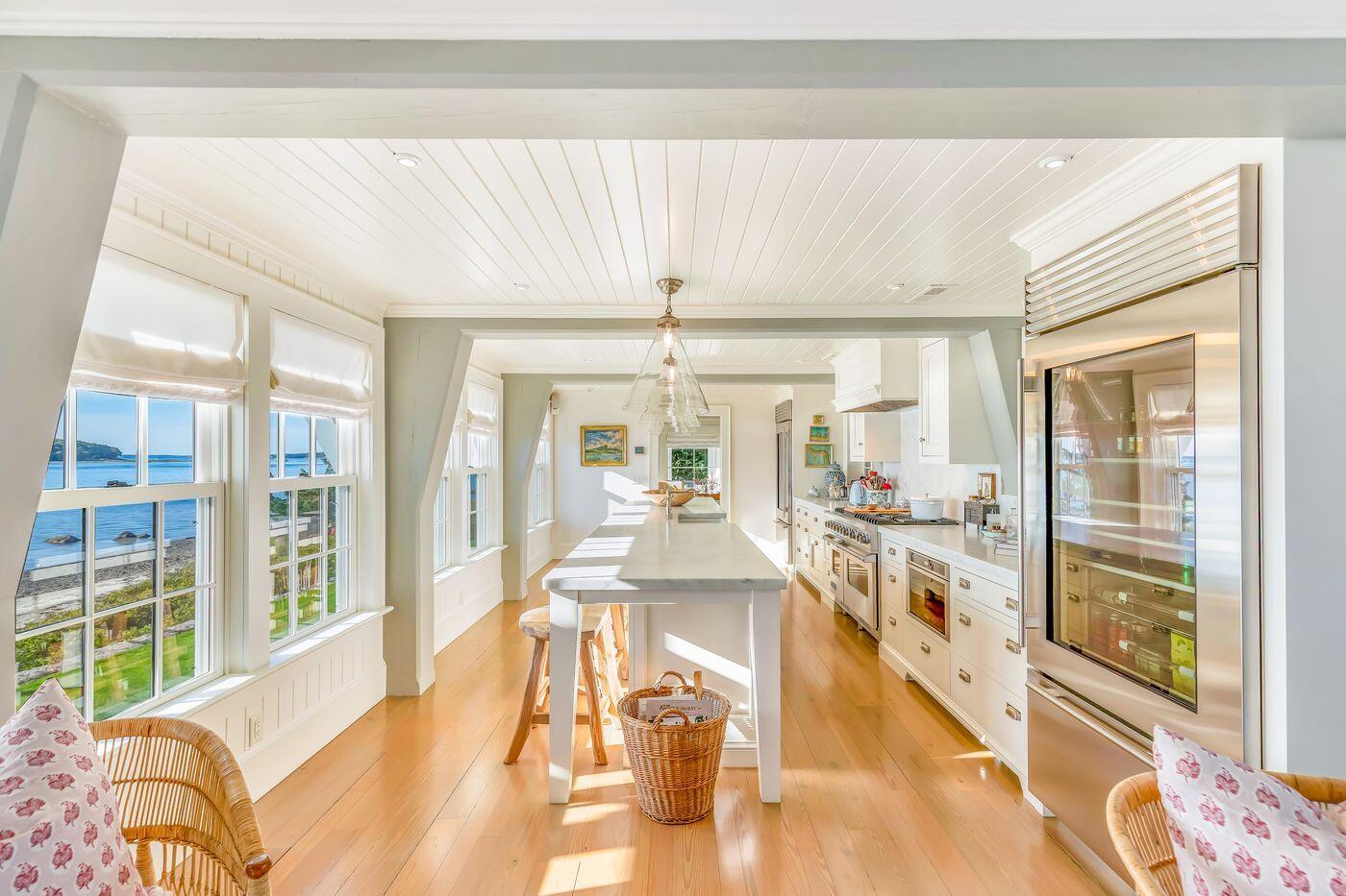 75 Winsor Road Cataumet MA 02534