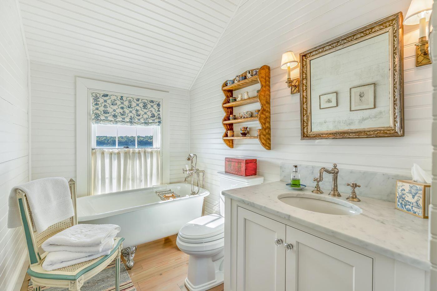 75 Winsor Road Cataumet MA 02534