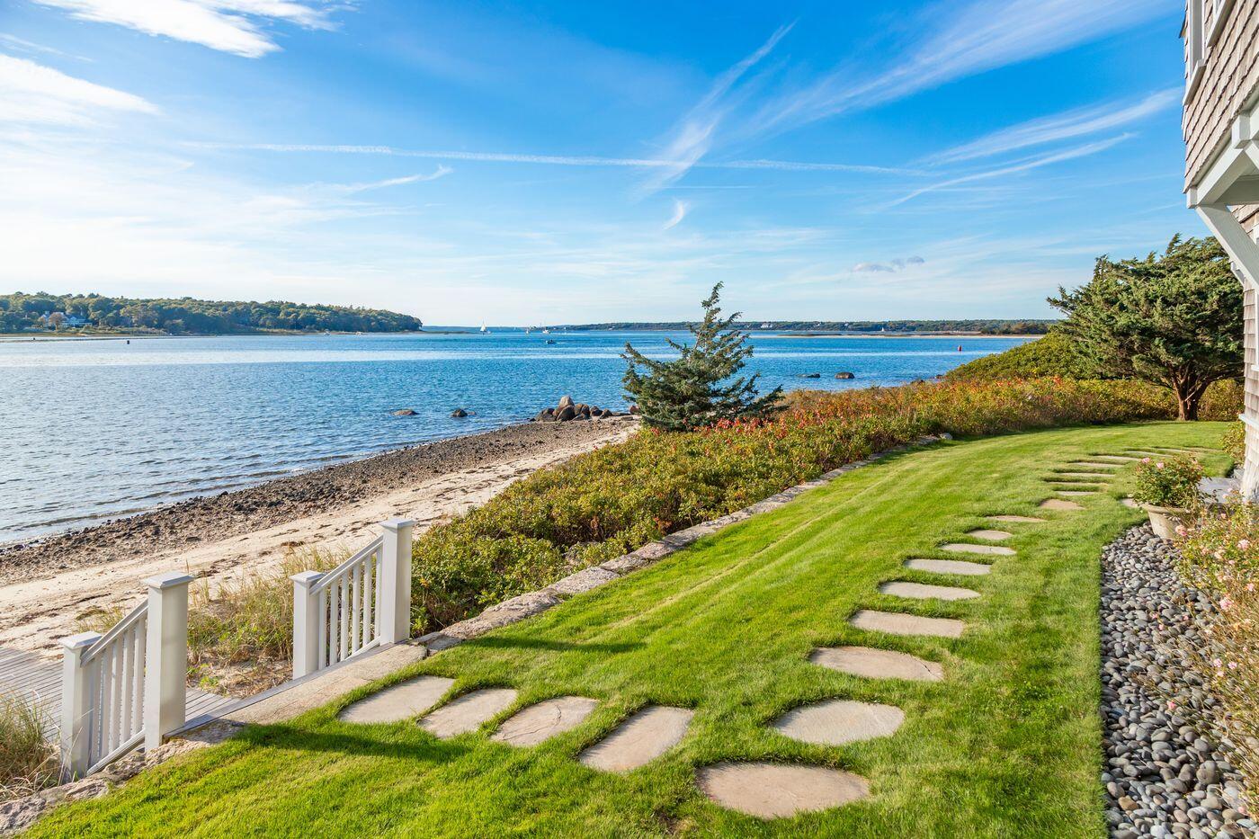 75 Winsor Road Cataumet MA 02534