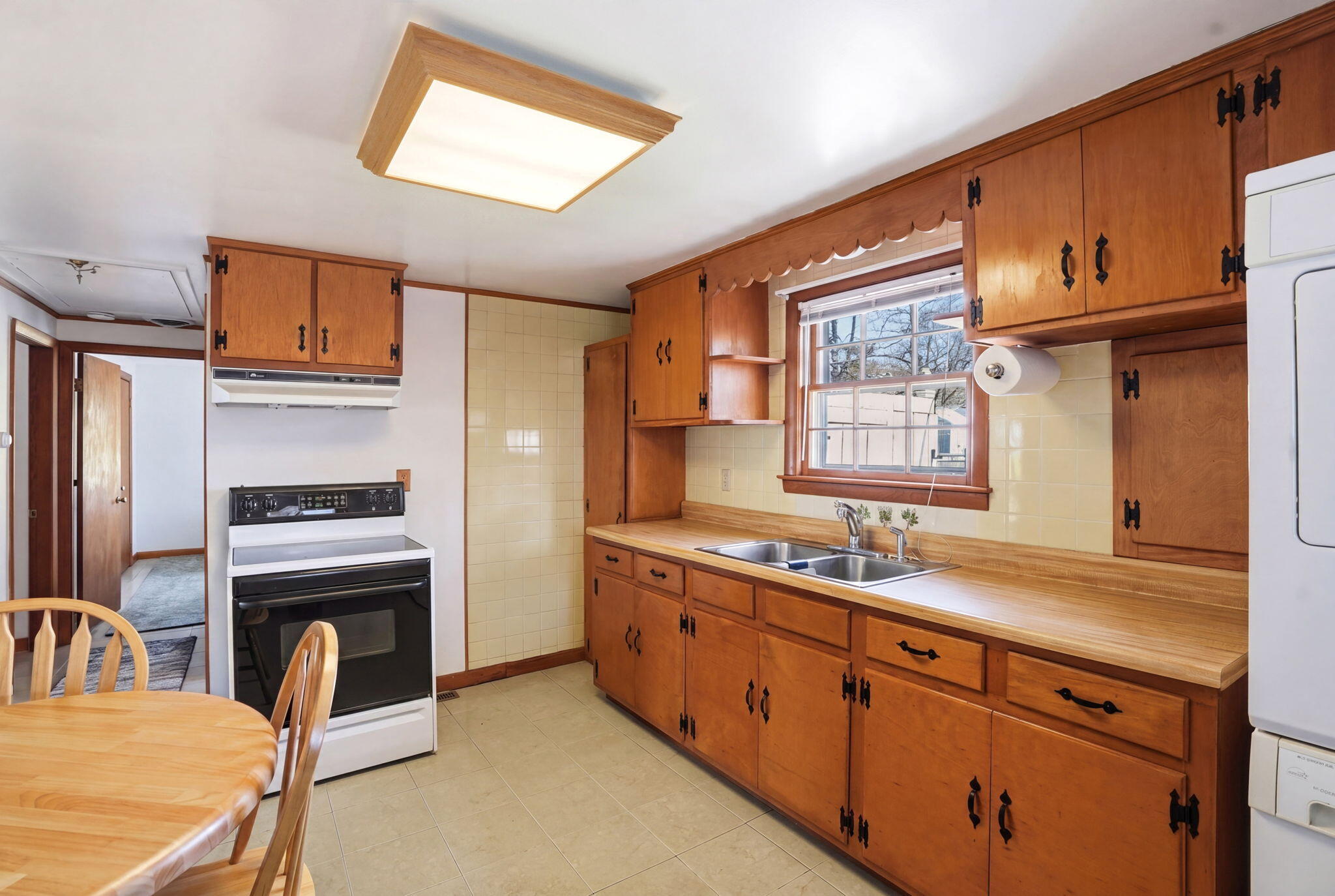 28 Pine Grove Road Yarmouth MA 02664