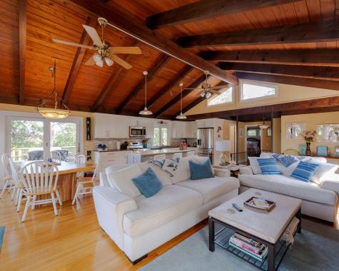 9 Kinnikinnick Road Truro MA 02666