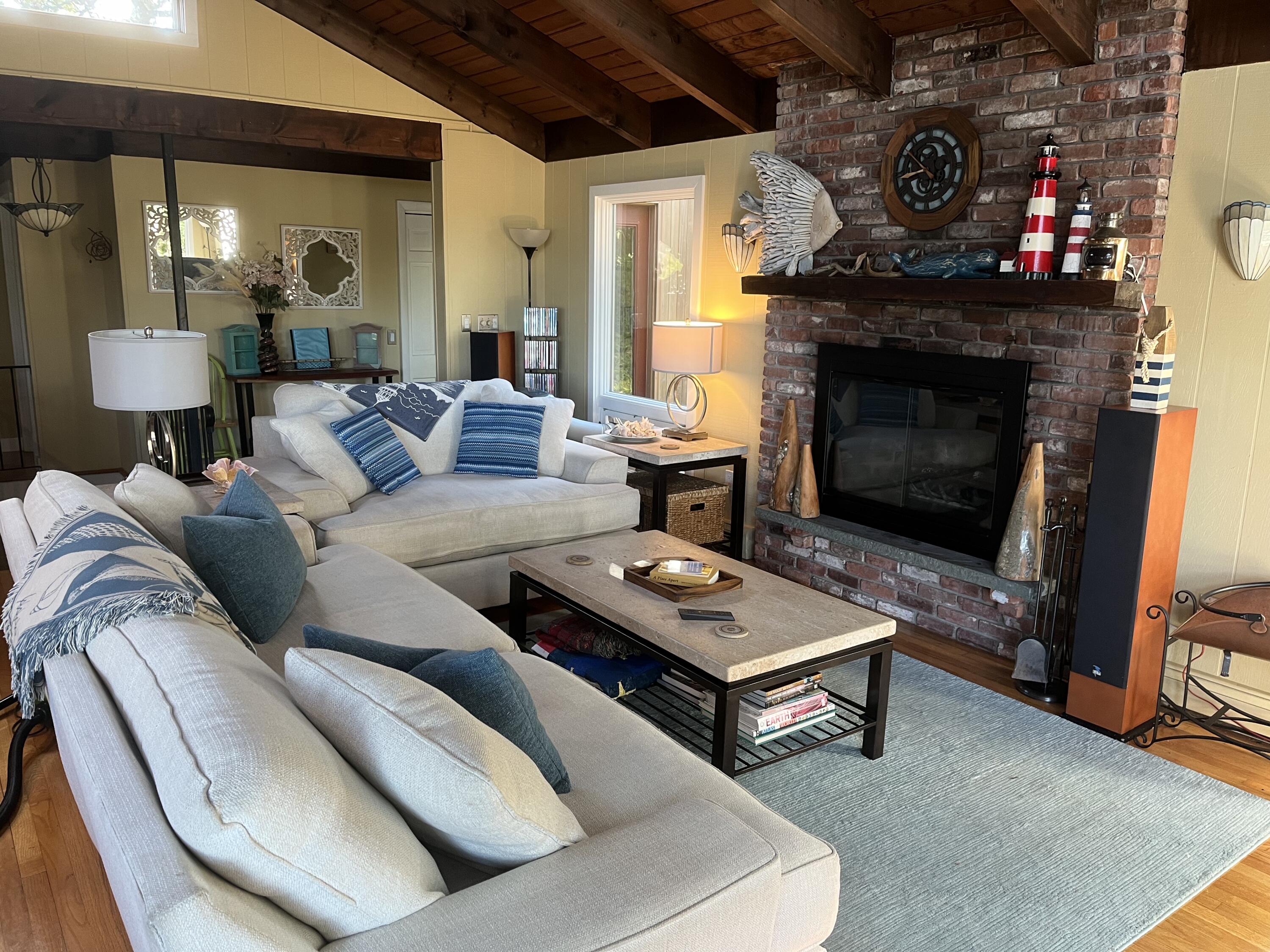 9 Kinnikinnick Road Truro MA 02666