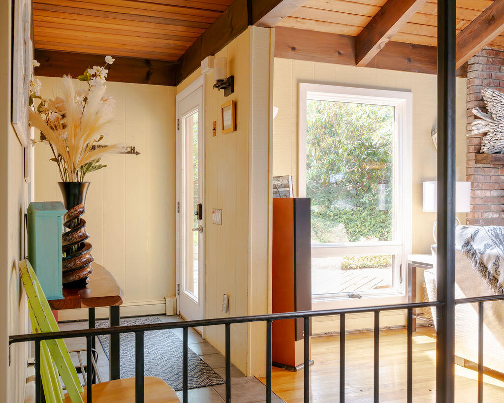 9 Kinnikinnick Road Truro MA 02666