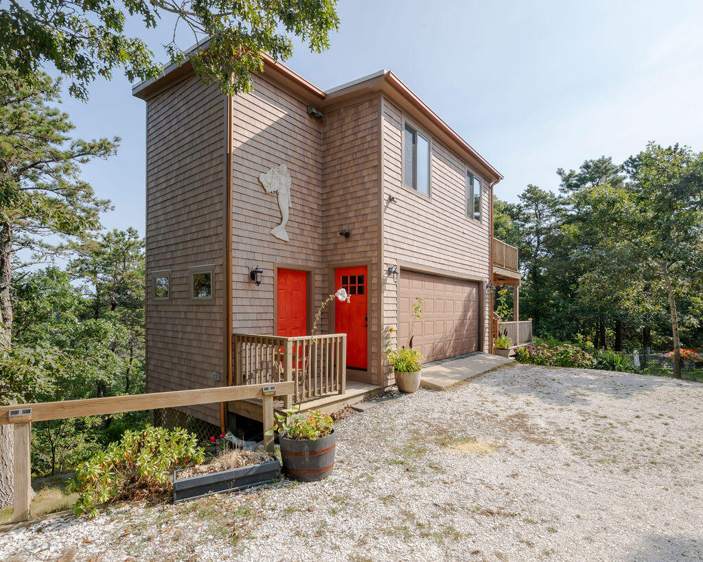 9 Kinnikinnick Road Truro MA 02666