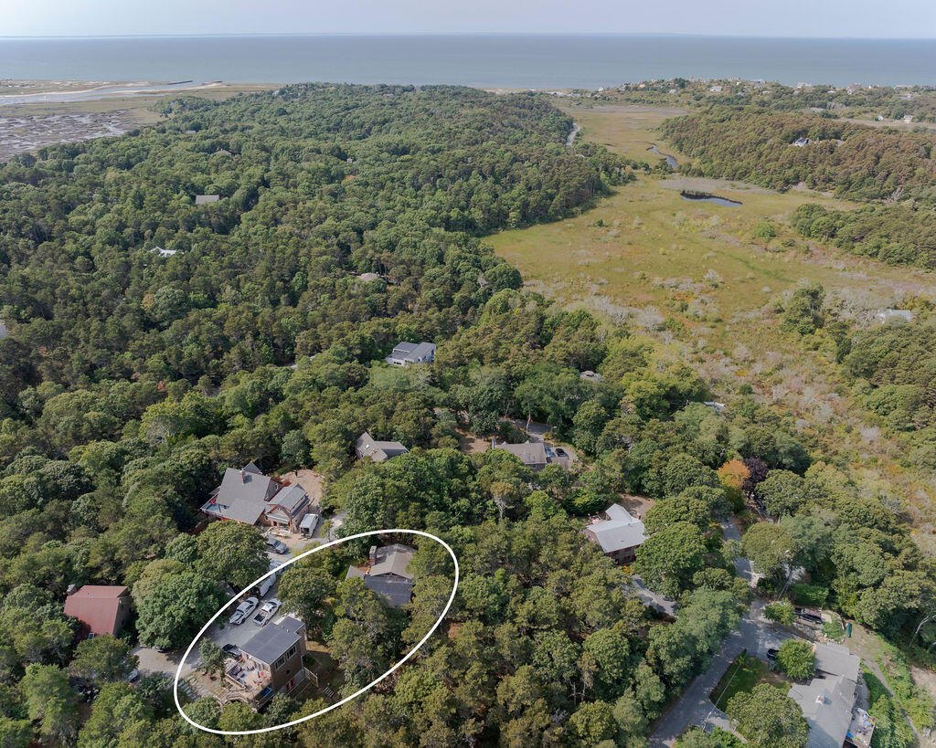 9 Kinnikinnick Road Truro MA 02666