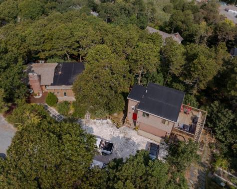 9 Kinnikinnick Road Truro MA 02666