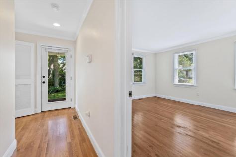 9 Elaine Road Hyannis MA 02601