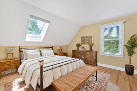 9 Elaine Road Hyannis MA 02601