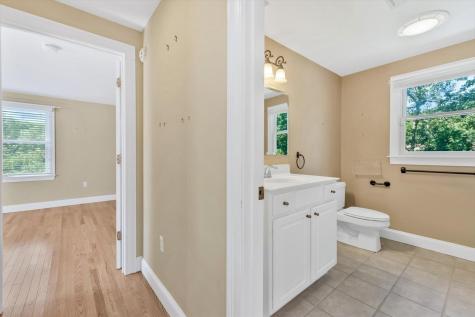 9 Elaine Road Hyannis MA 02601