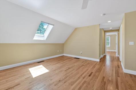 9 Elaine Road Hyannis MA 02601