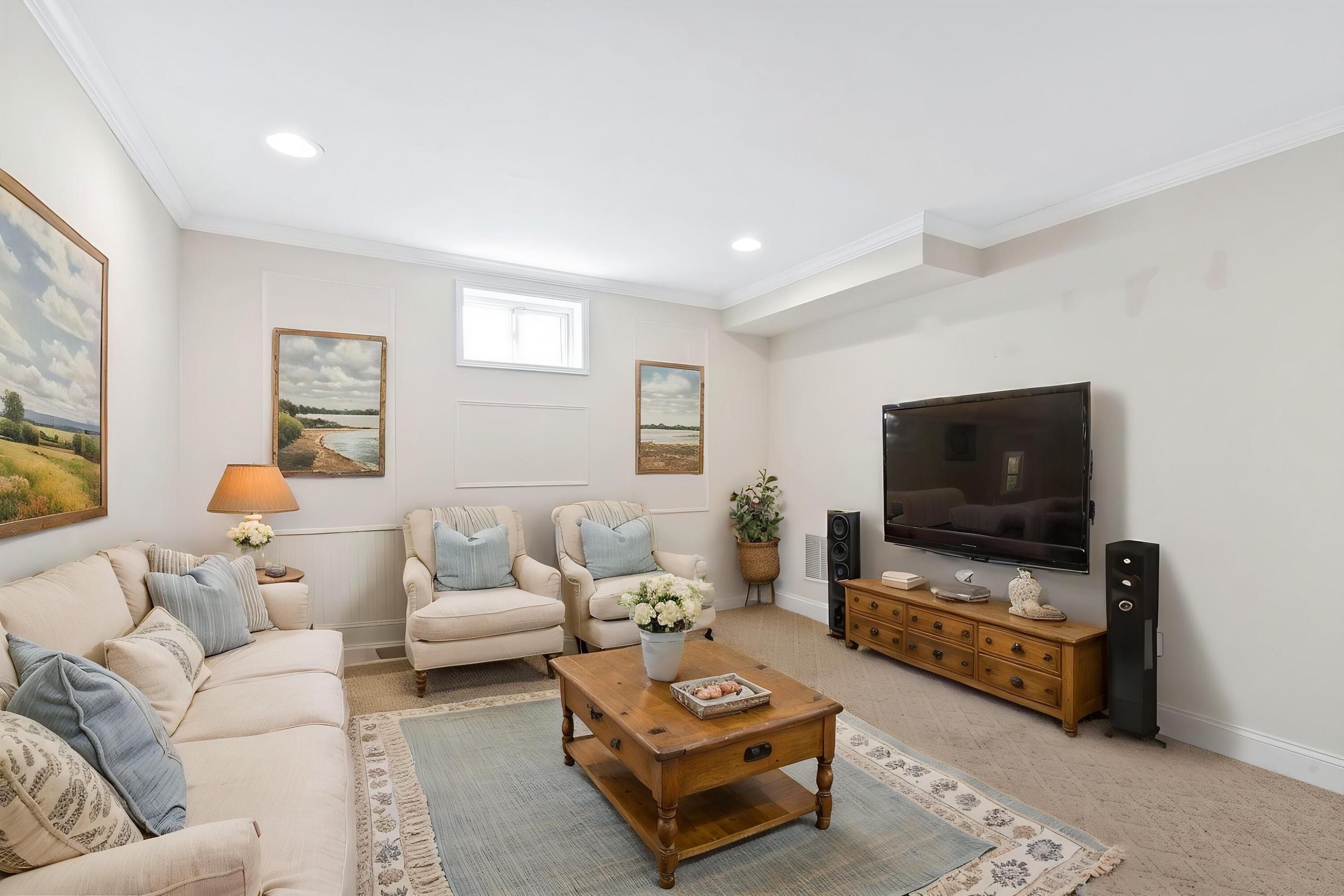 9 Elaine Road Hyannis MA 02601
