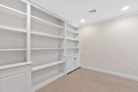9 Elaine Road Hyannis MA 02601
