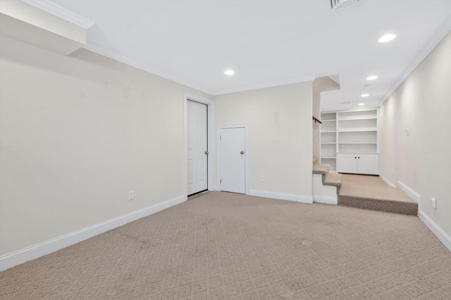9 Elaine Road Hyannis MA 02601