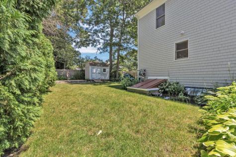 9 Elaine Road Hyannis MA 02601