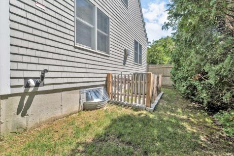 9 Elaine Road Hyannis MA 02601