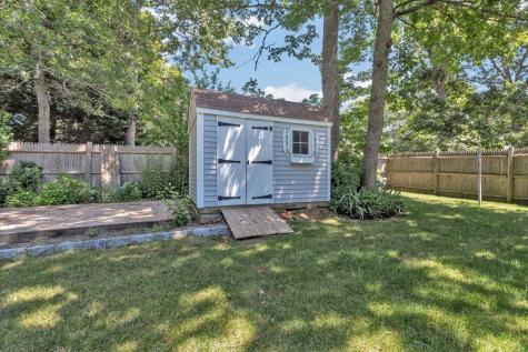 9 Elaine Road Hyannis MA 02601