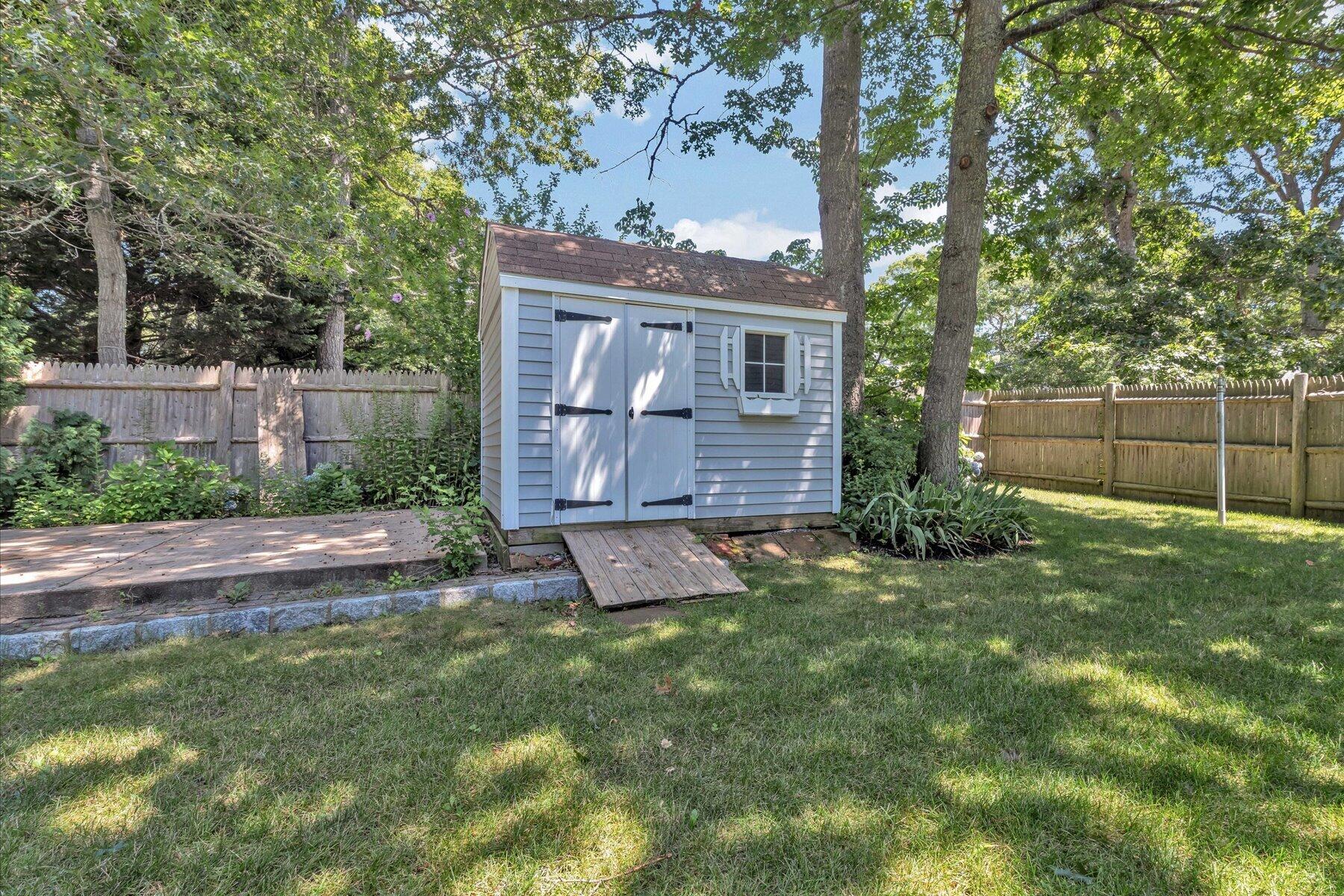9 Elaine Road Hyannis MA 02601
