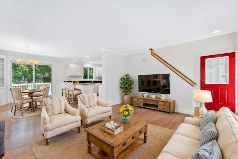 9 Elaine Road Hyannis MA 02601