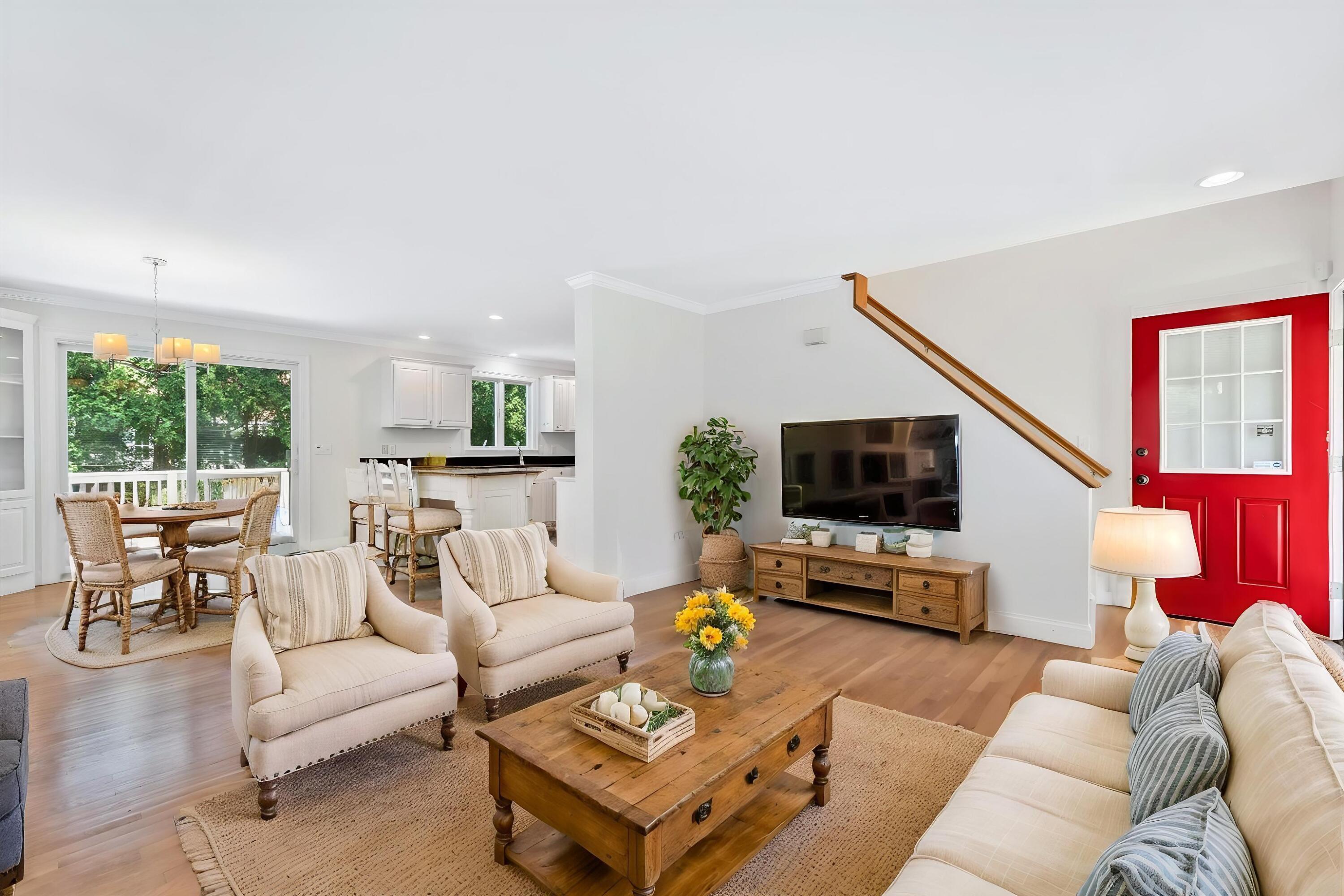 9 Elaine Road Hyannis MA 02601