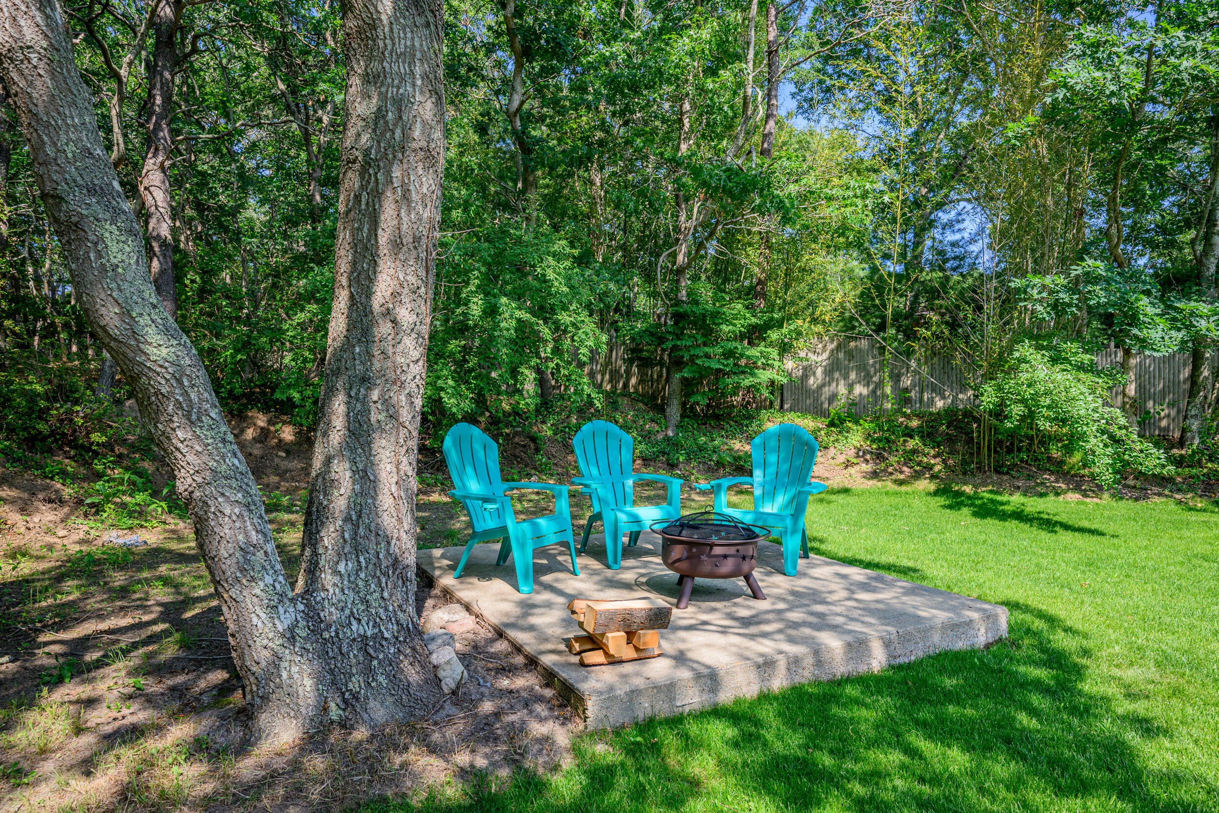 19 Wheelhouse Circle Hatchville MA 02536