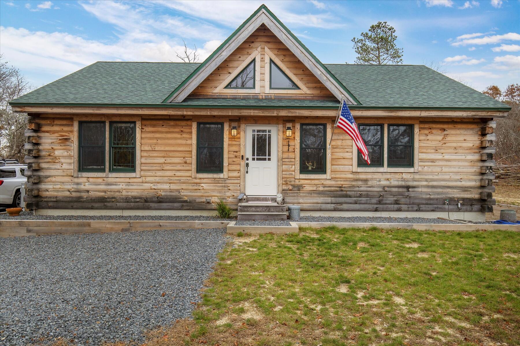 26 Collins Lane Mashpee MA 02649