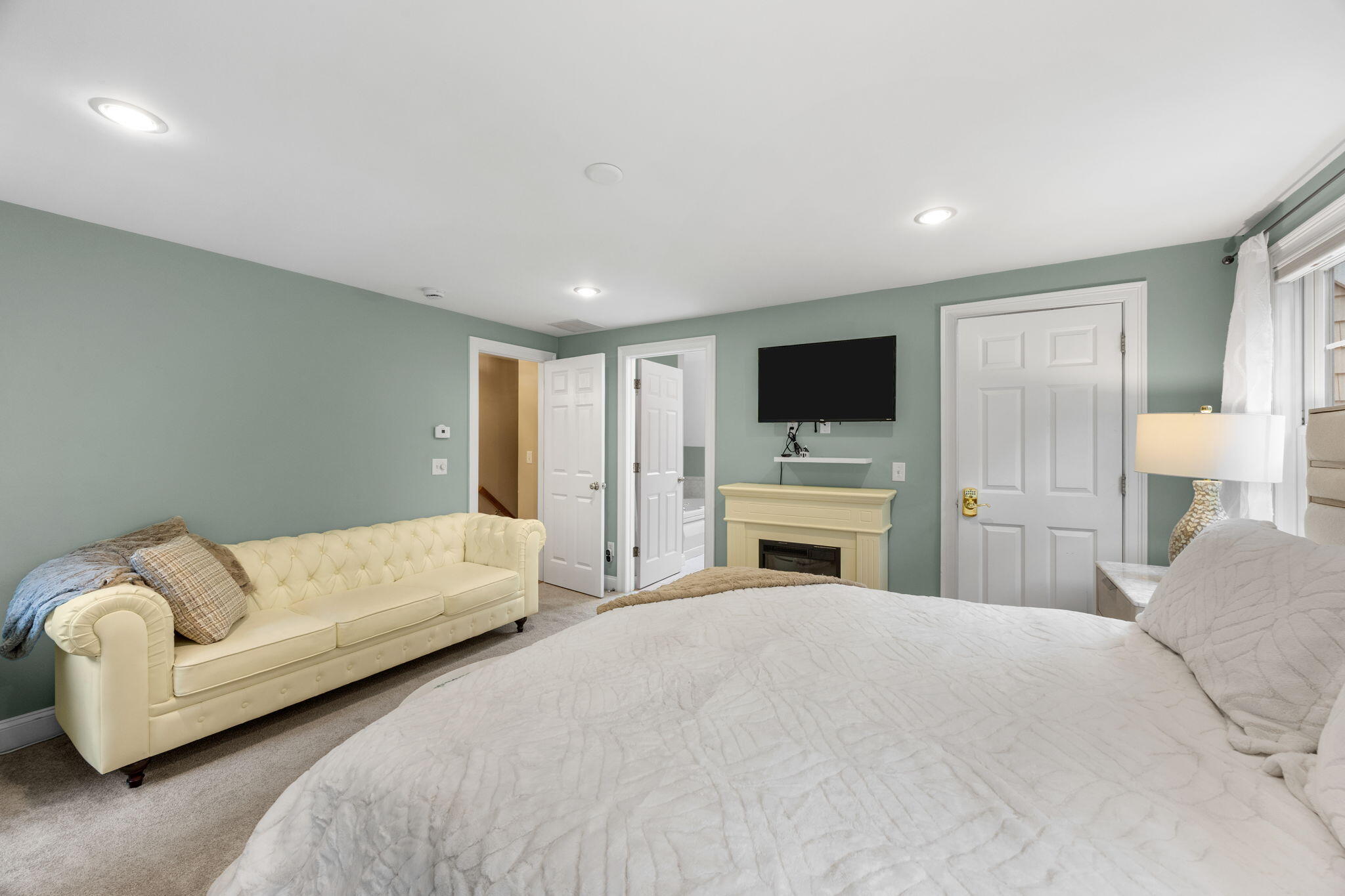 10 Lawton Lane West Barnstable MA 02668