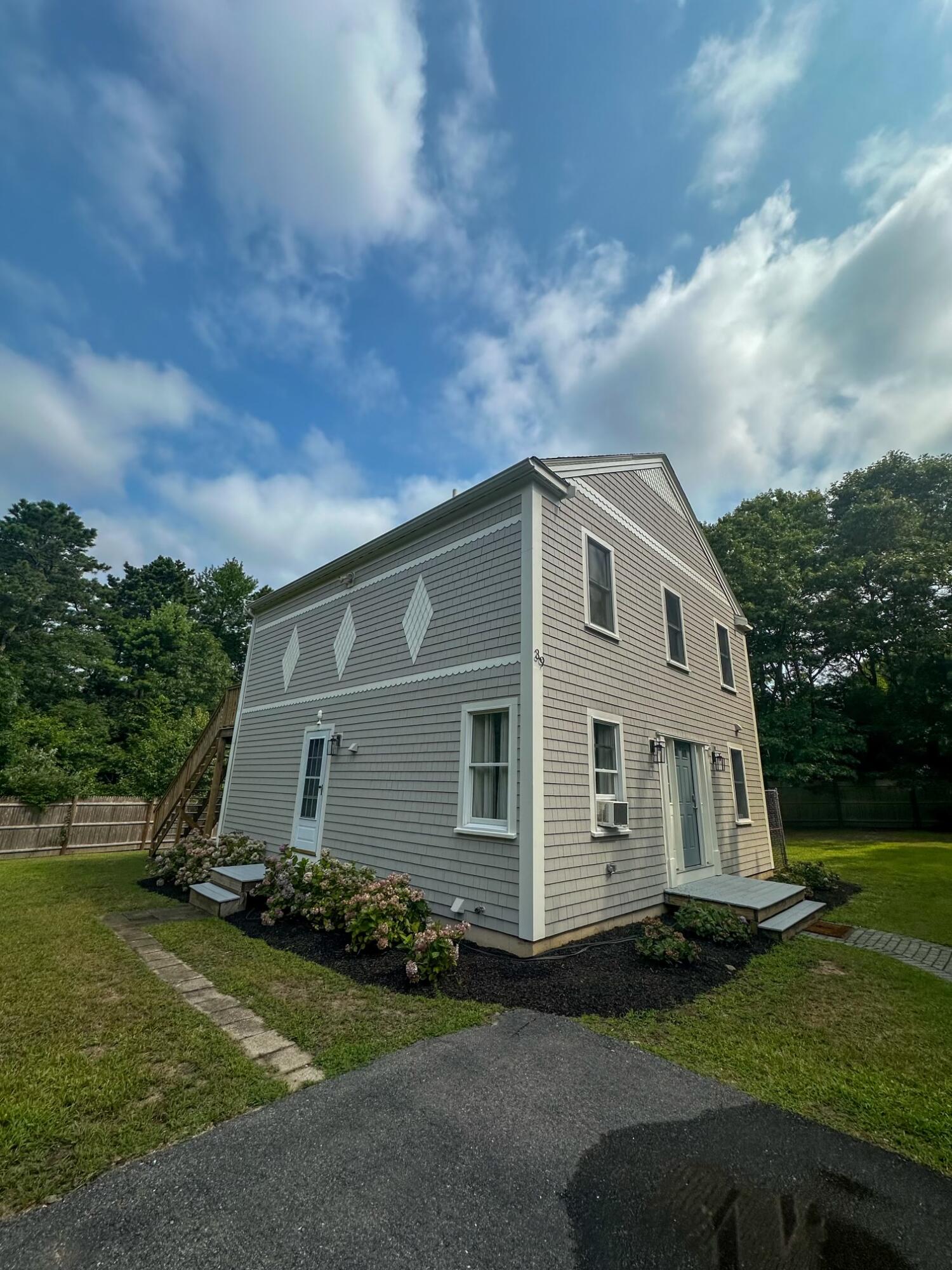 39 Hawthorne Street Mashpee MA 02649