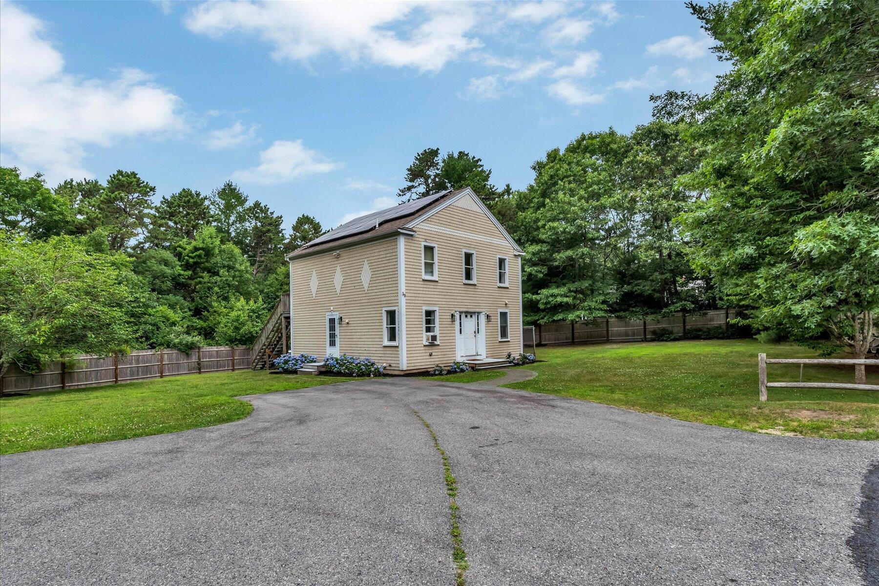 39 Hawthorne Street Mashpee MA 02649