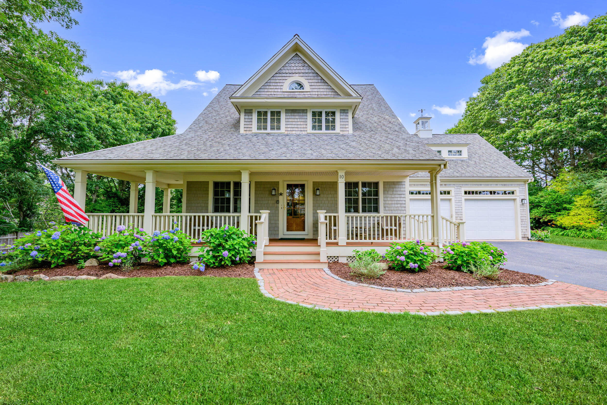 10 Abbey Gate Road Cotuit MA 02635