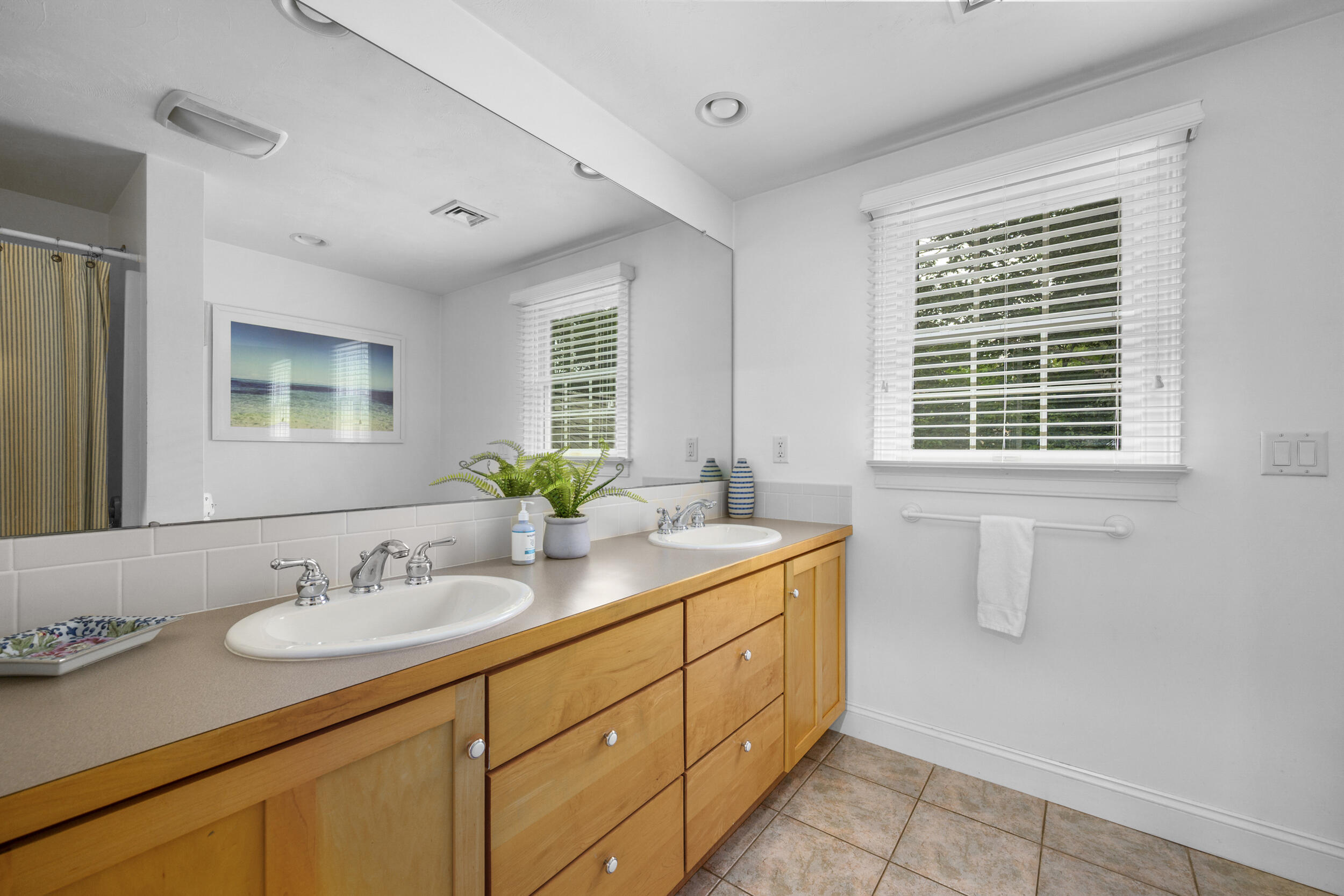 10 Abbey Gate Road Cotuit MA 02635