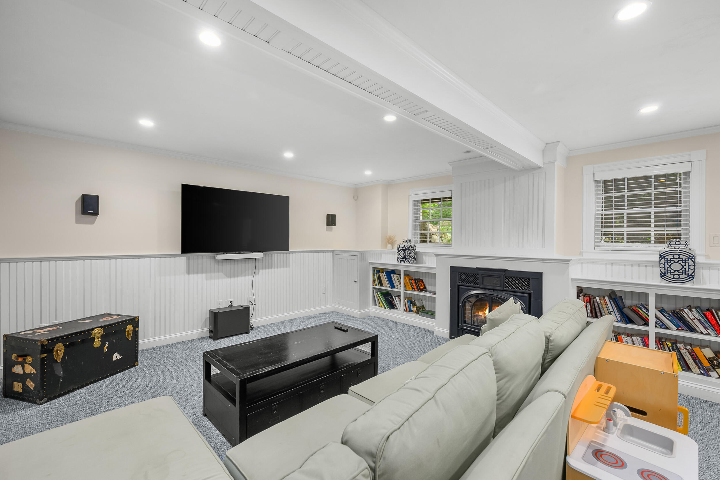 10 Abbey Gate Road Cotuit MA 02635