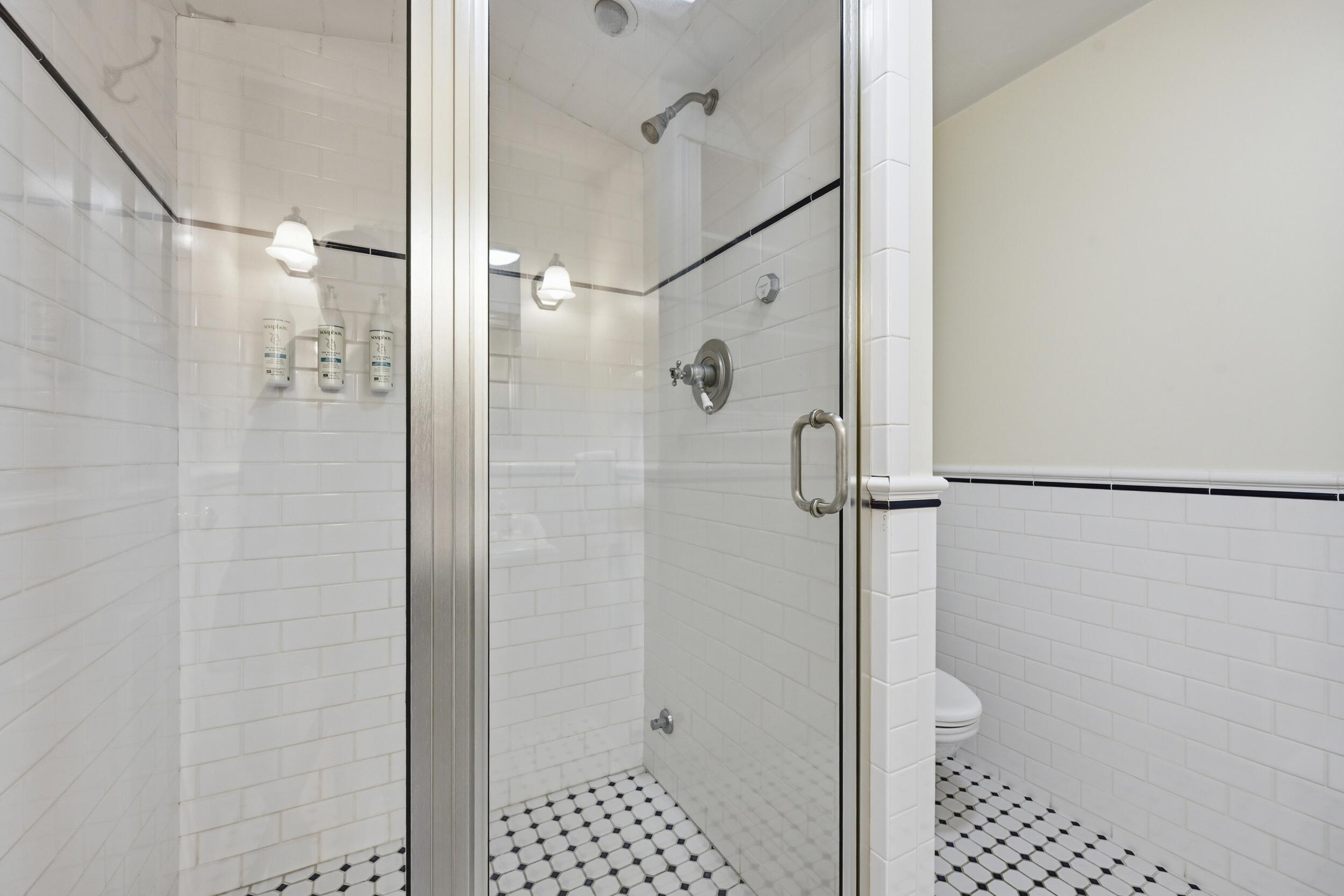 10 Abbey Gate Road Cotuit MA 02635