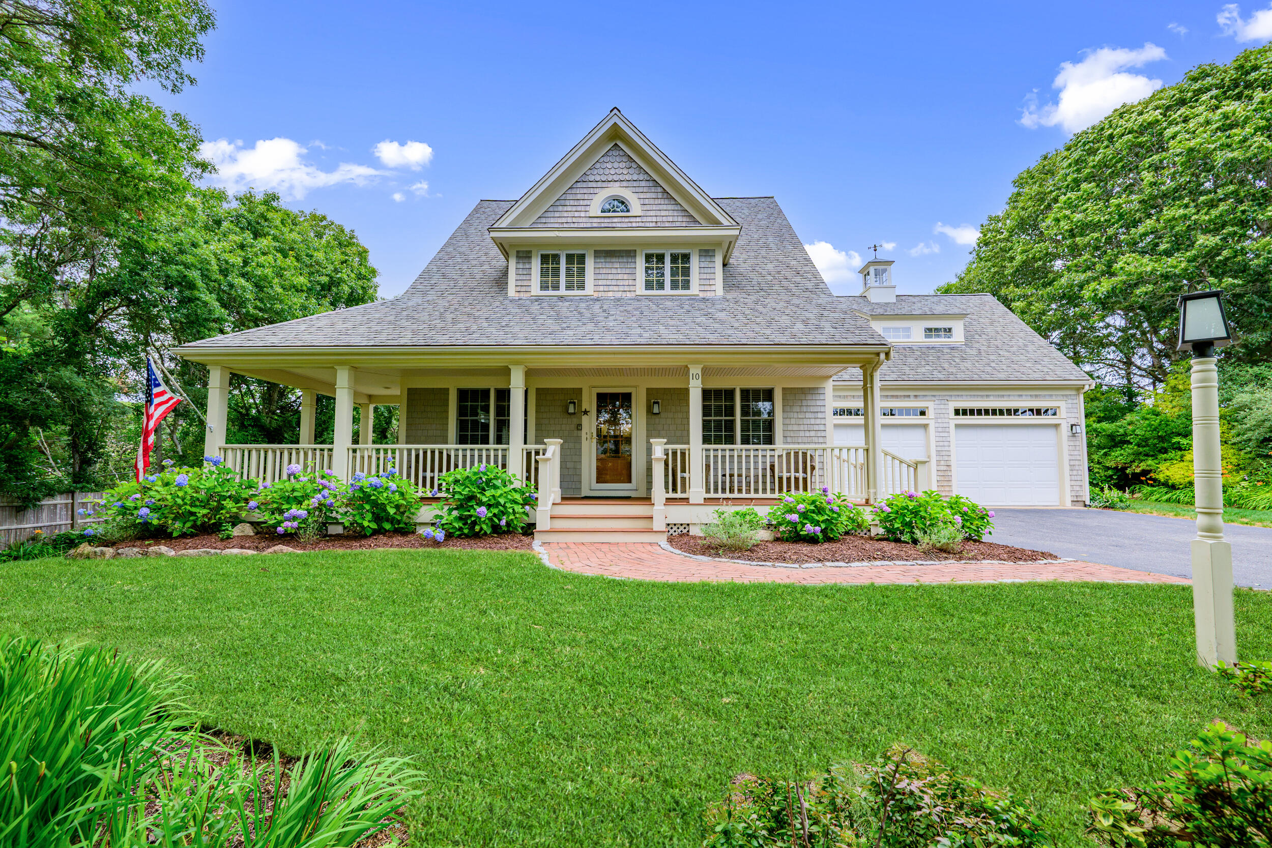 10 Abbey Gate Road Cotuit MA 02635