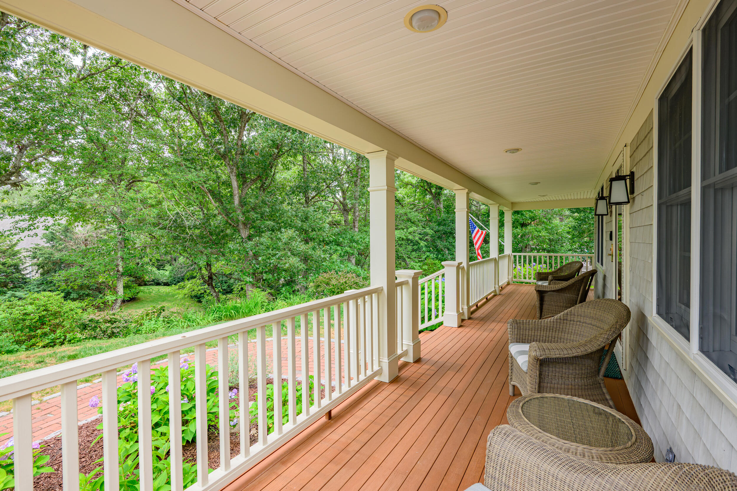 10 Abbey Gate Road Cotuit MA 02635