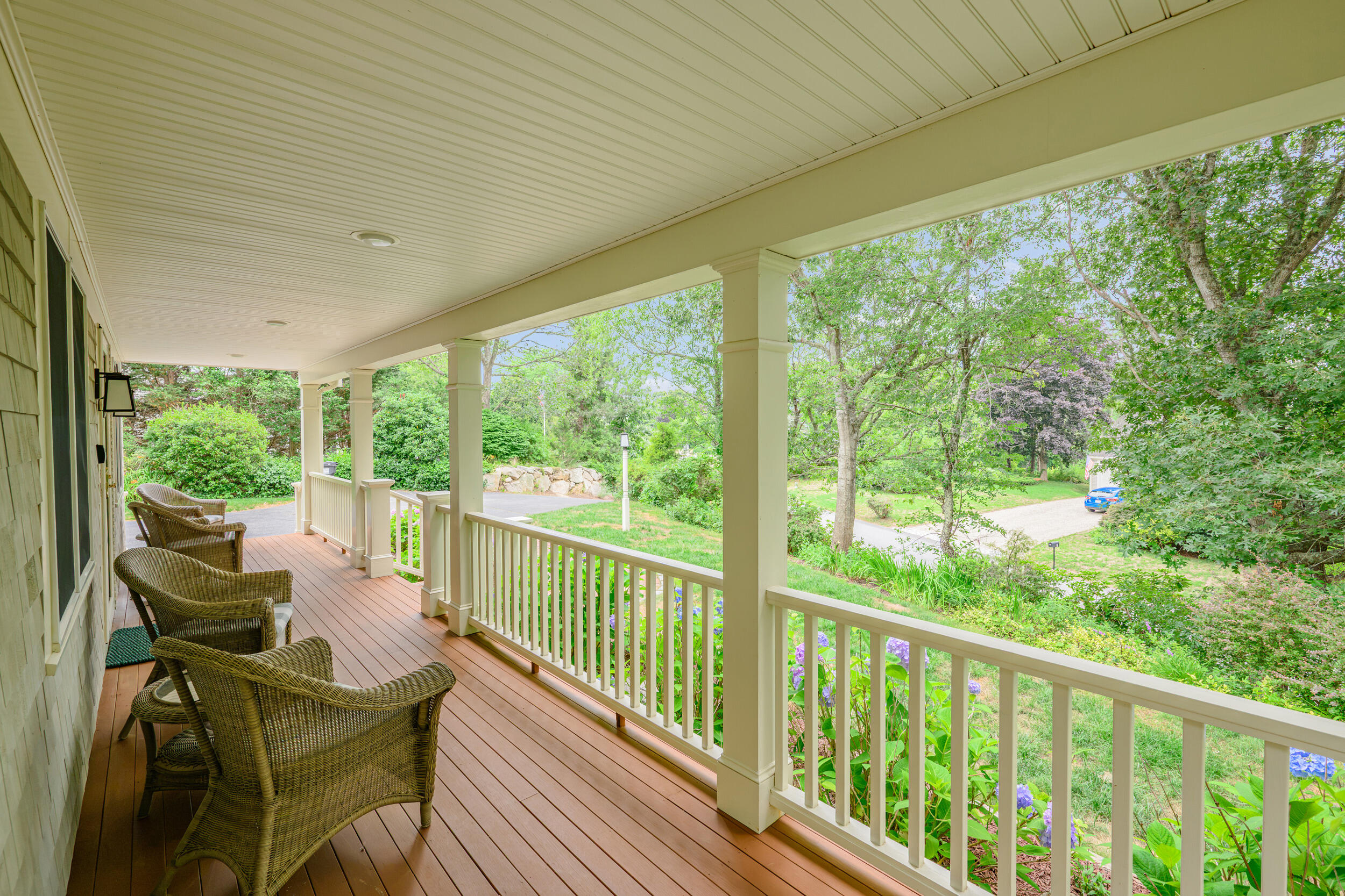 10 Abbey Gate Road Cotuit MA 02635