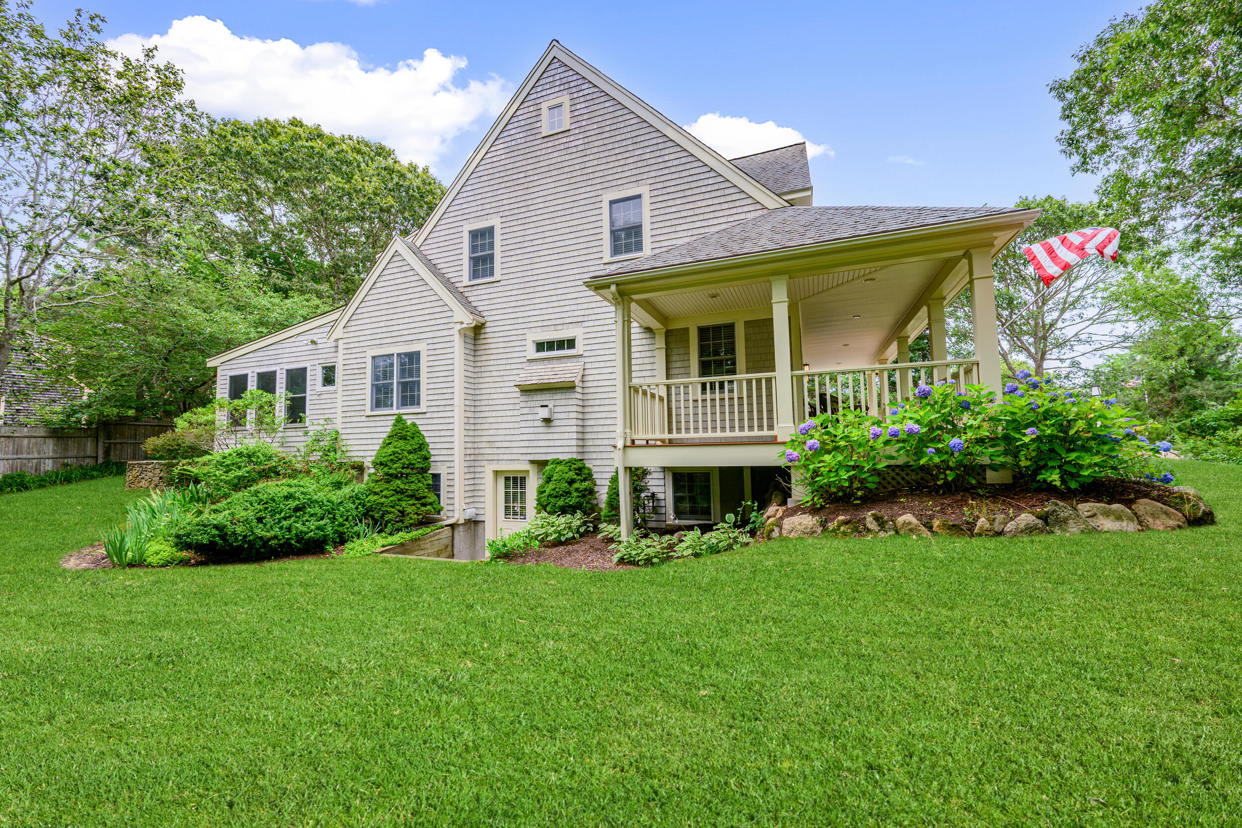 10 Abbey Gate Road Cotuit MA 02635
