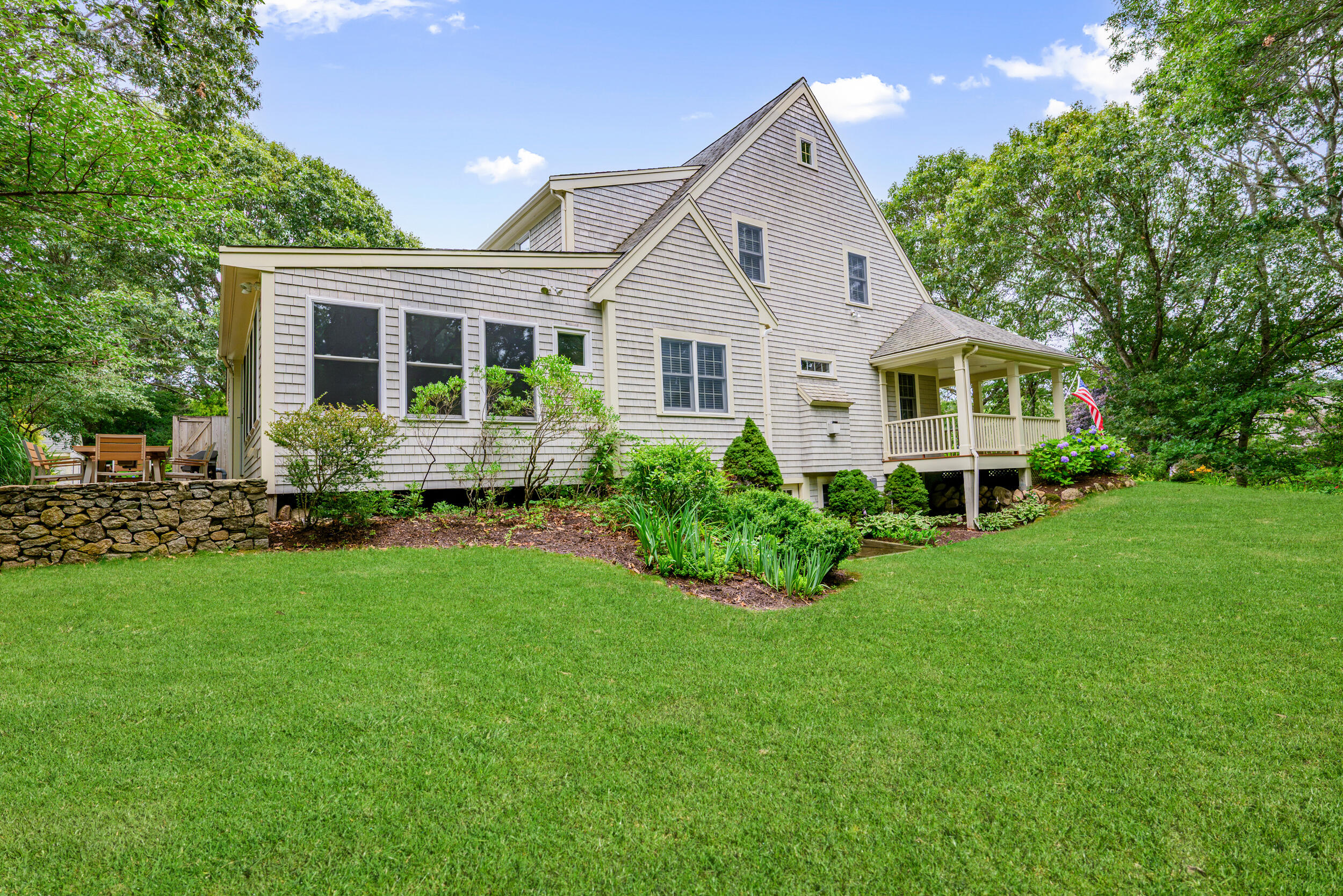 10 Abbey Gate Road Cotuit MA 02635
