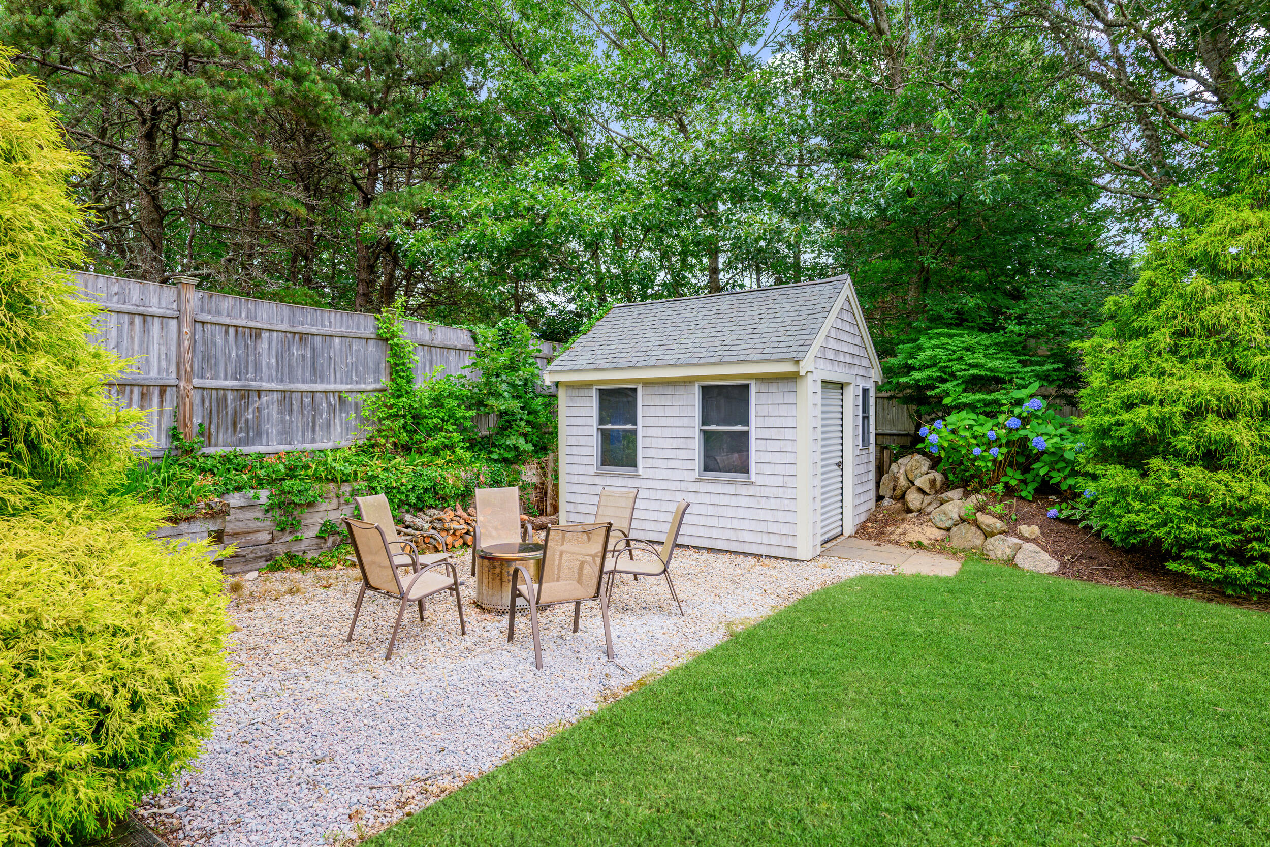 10 Abbey Gate Road Cotuit MA 02635