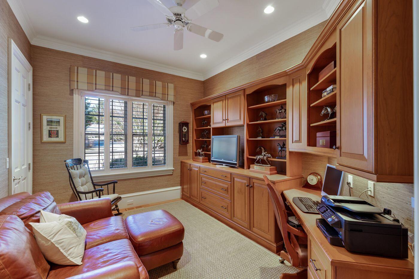 93 Oyster Way Osterville MA 02655