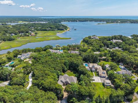 93 Oyster Way Osterville MA 02655