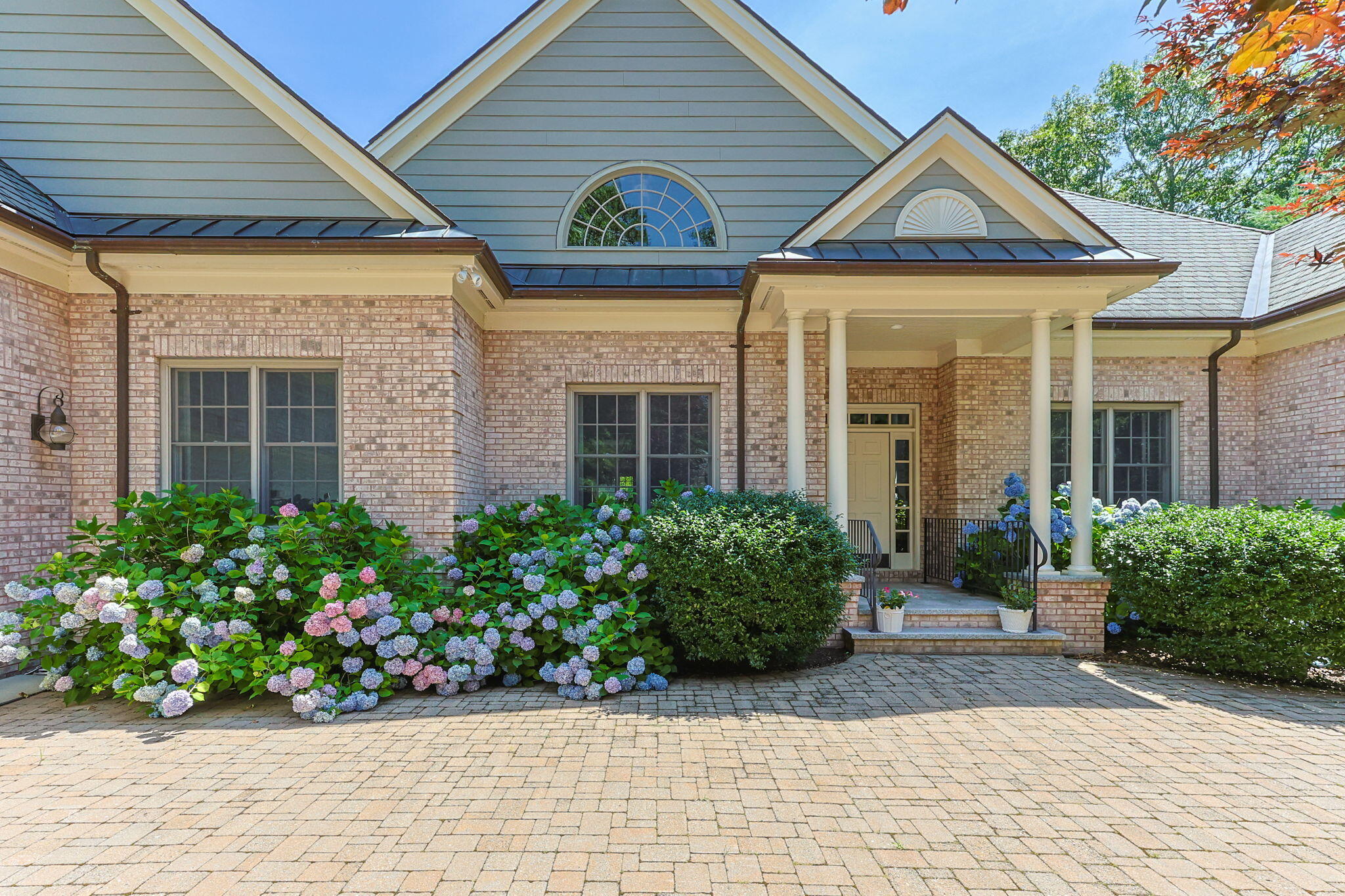 93 Oyster Way Osterville MA 02655