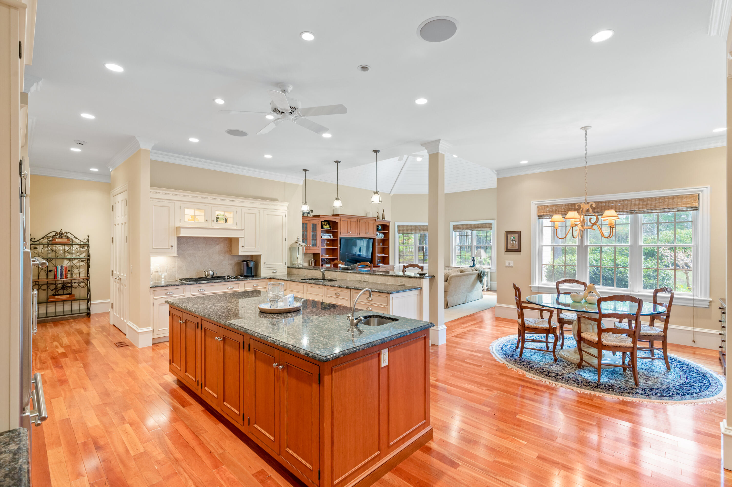 93 Oyster Way Osterville MA 02655