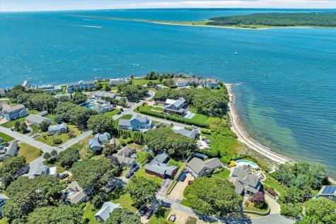 46 Wianno Road Buzzards Bay MA 02532