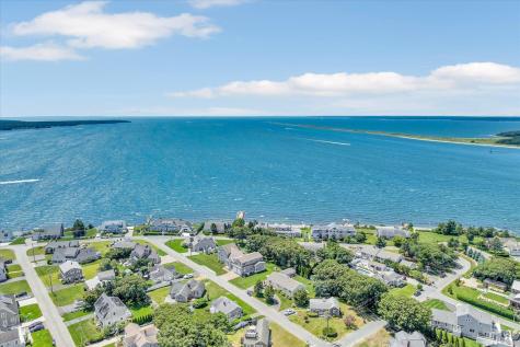 46 Wianno Road Buzzards Bay MA 02532