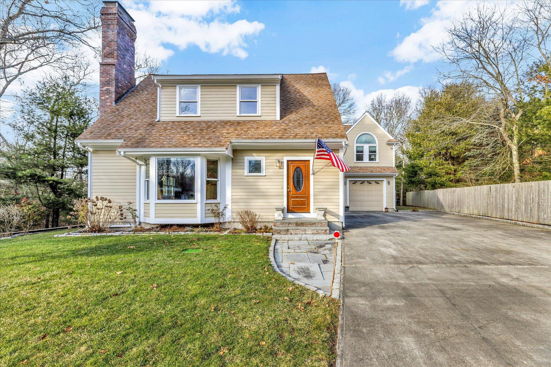 Falmouth MA, 10 Rockledge Drive