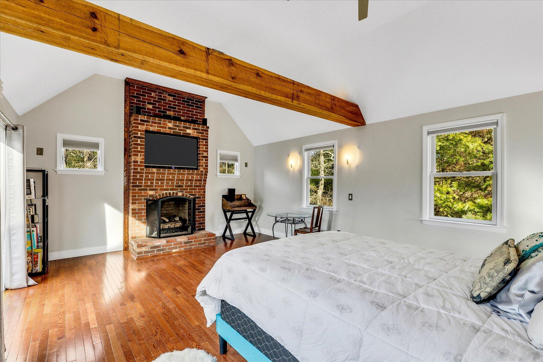 10 Rockledge Drive North Falmouth MA 02556